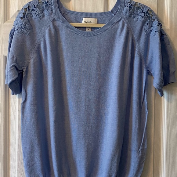 Jaclyn Smith sweater - Picture 1 of 5